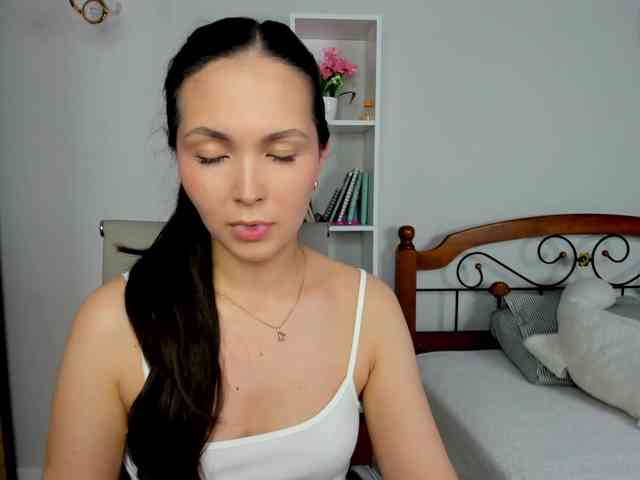 elina-syui webcam