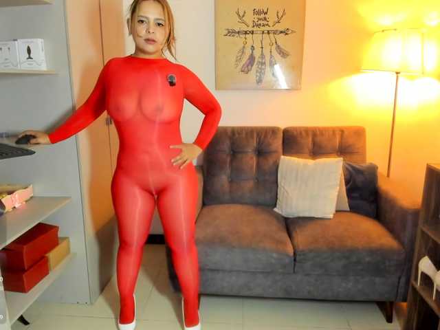 JelenaNoura live cam on BongaCams