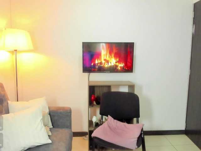 JelenaNoura live cam on BongaCams
