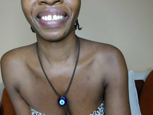 BlushAndMoan live cam on BongaCams