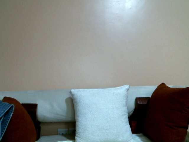 BlushAndMoan webcam