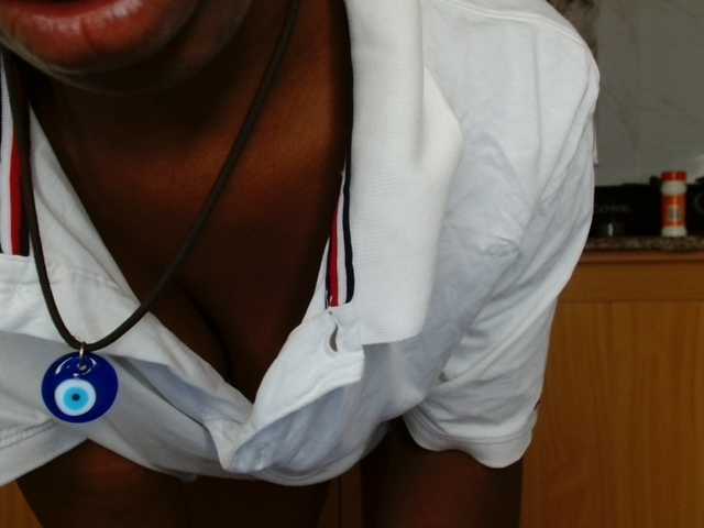BlushAndMoan live webcam show