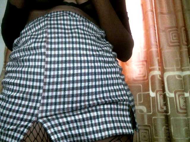 BlushAndMoan's BongaCams show and profile