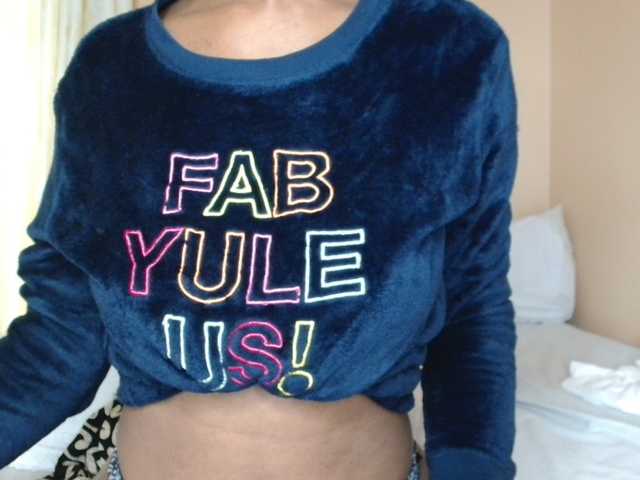 BlushAndMoan live cam on BongaCams