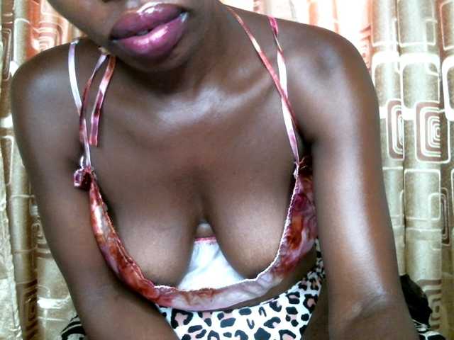 BlushAndMoan's BongaCams show and profile