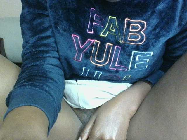 BlushAndMoan live cam on BongaCams