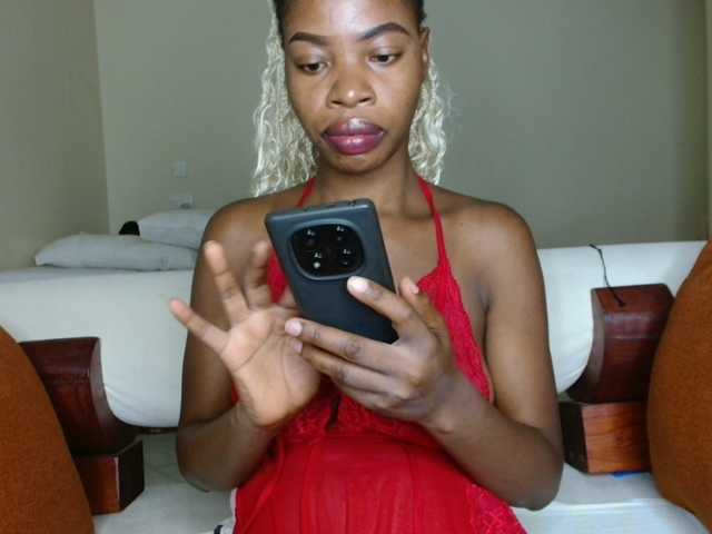 BlushAndMoan live cam on BongaCams