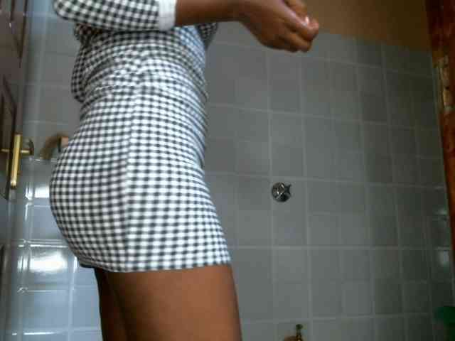 BlushAndMoan webcam