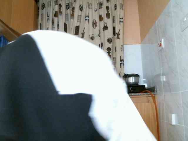 BlushAndMoan webcam