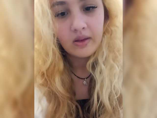 BloodyLisss live cam on BongaCams