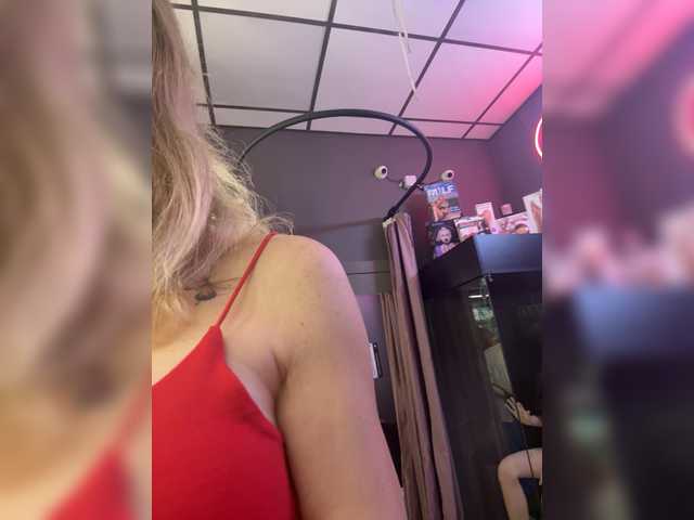 SoniaRaspberry live cam on BongaCams