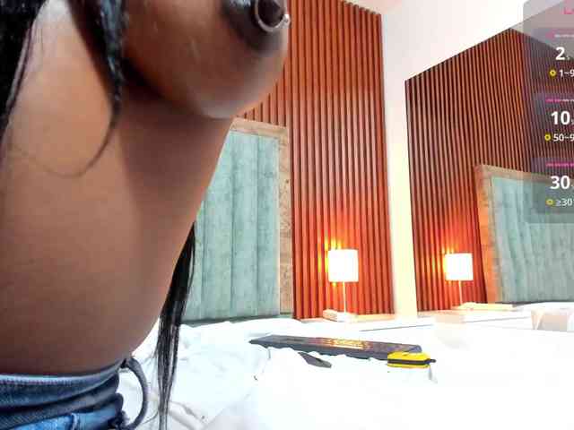Lily-Hazell webcam