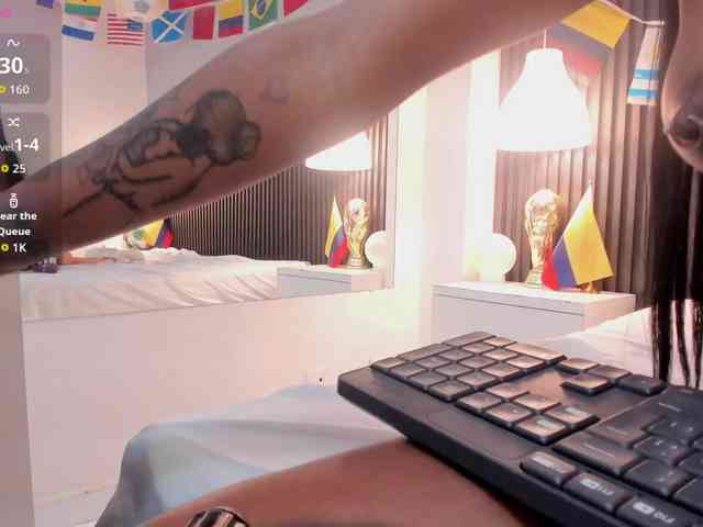 Lily-Hazell webcam