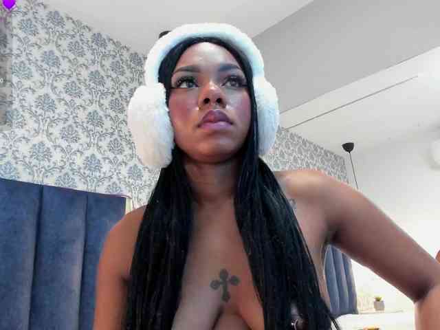 Lily-Hazell webcam