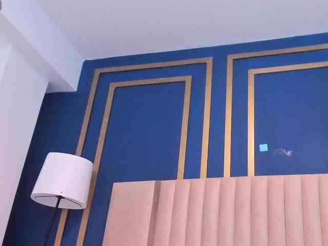 Lily-Hazell webcam