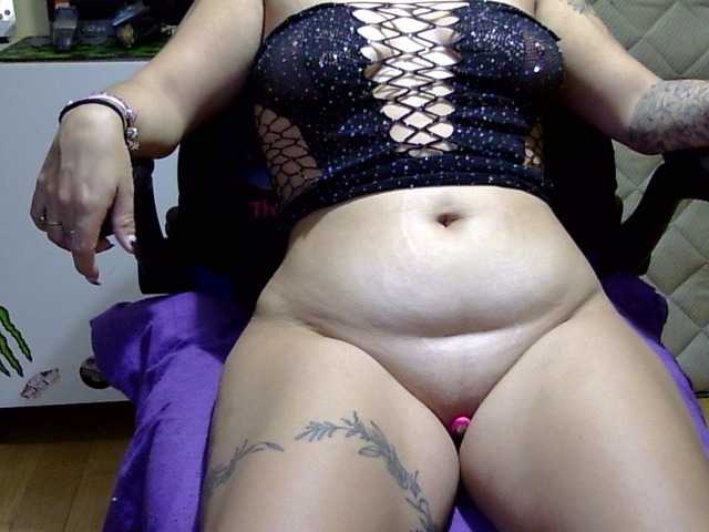 Alikaiwolf, en vivo ahora en BongaCams