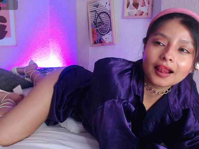 Модель: AliciaFox07