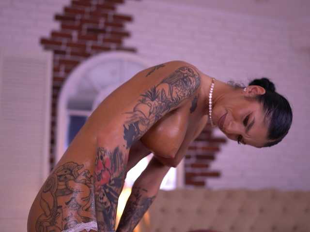 NyssaSky live cam on BongaCams