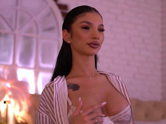 NyssaSky's BongaCams show and profile