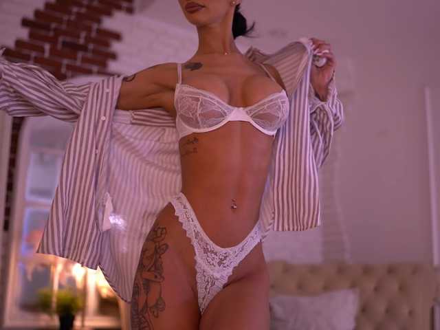 NyssaSky's BongaCams show and profile