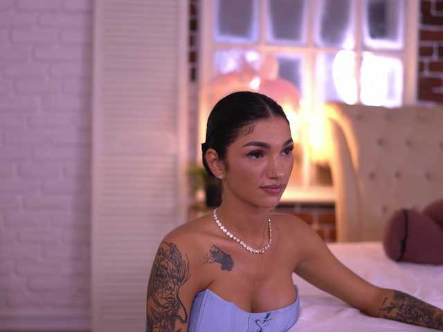 NyssaSky live webcam show