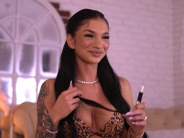 NyssaSky live cam on BongaCams