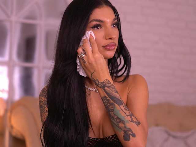 NyssaSky live cam