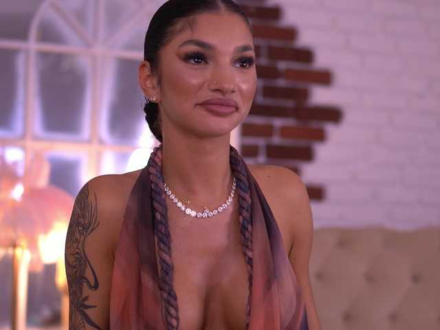 NyssaSky live cam