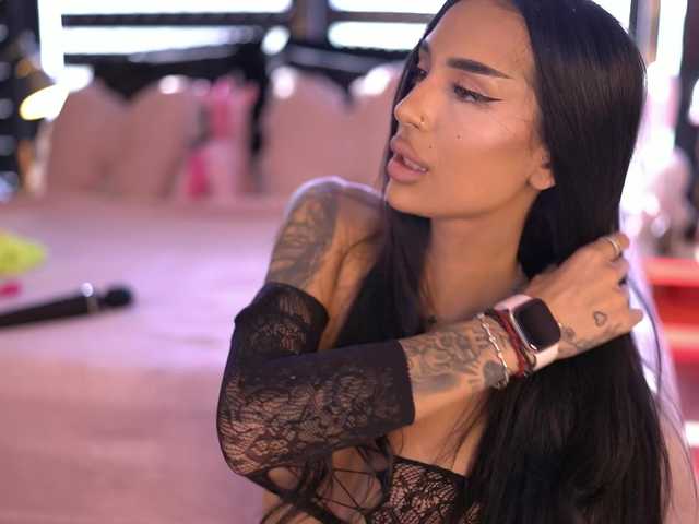 KimNaty live webcam show