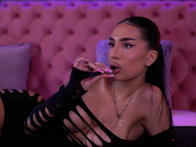  KimNaty chat room