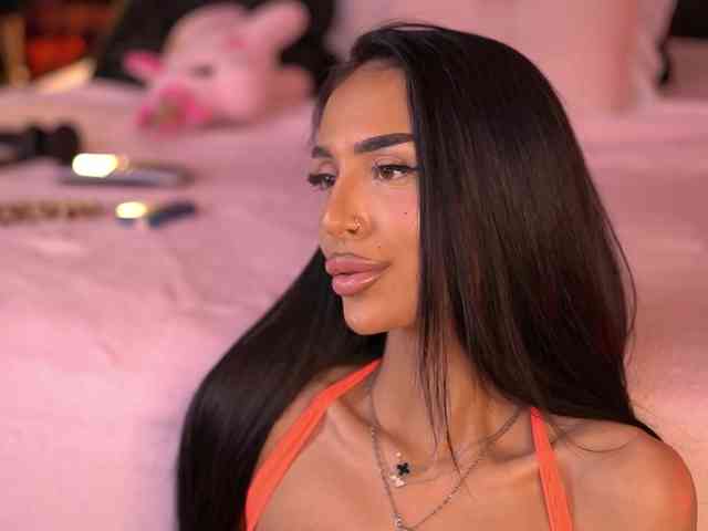 KimNaty webcam