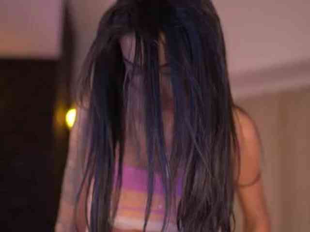 KimNaty webcam
