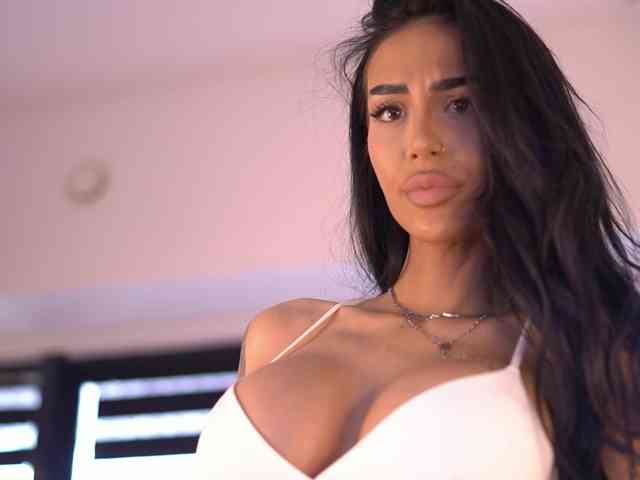 KimNaty webcam