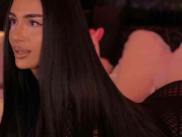 KimNaty webcam