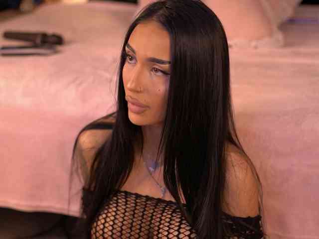 KimNaty webcam