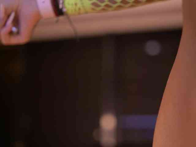 KimNaty webcam