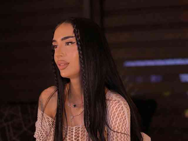 KimNaty webcam