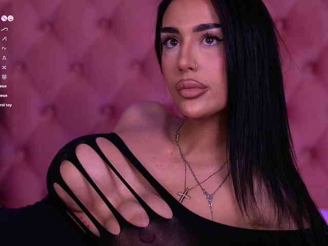 KimNaty webcam