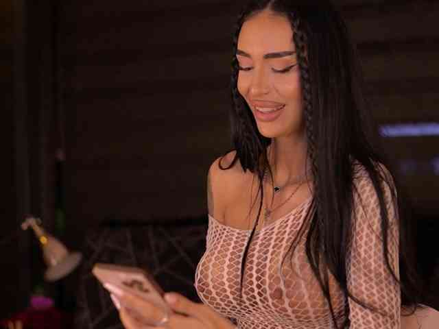 KimNaty webcam