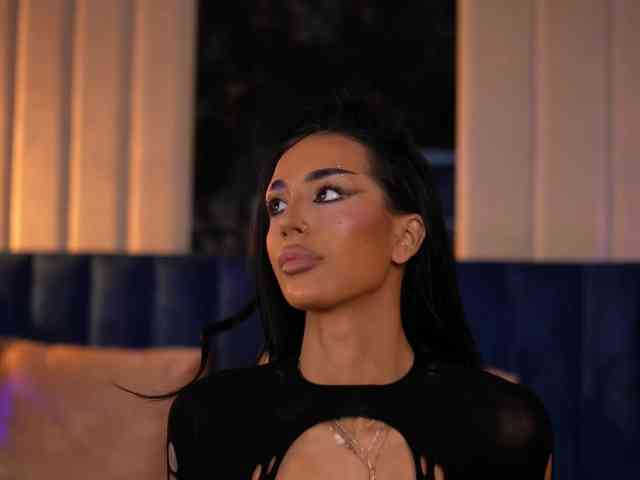 KimNaty webcam