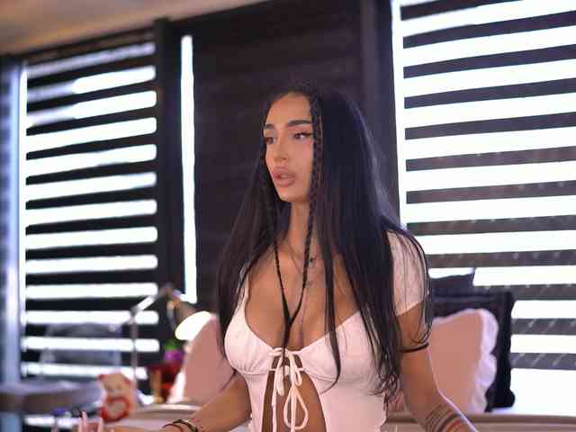 KimNaty webcam