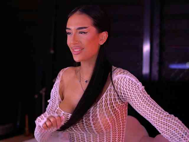 KimNaty webcam