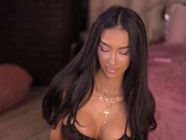 KimNaty webcam