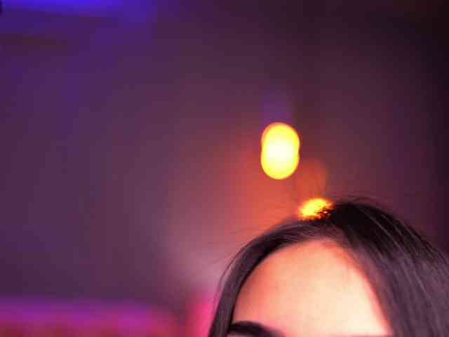 KimNaty webcam