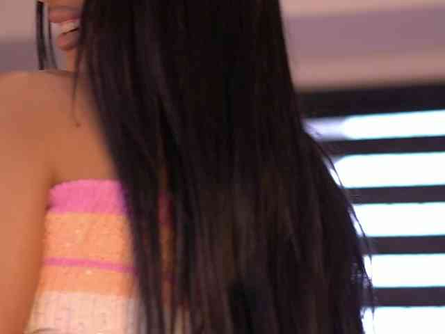 KimNaty webcam