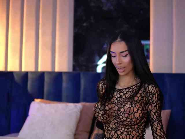 KimNaty webcam
