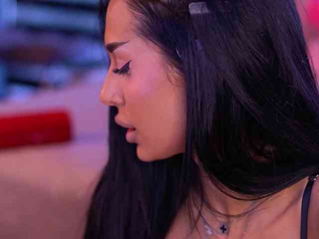 KimNaty webcam