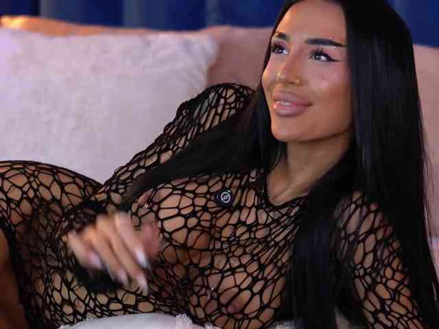 KimNaty webcam