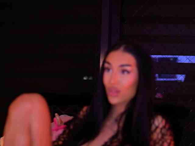 KimNaty webcam