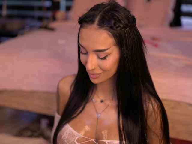 KimNaty webcam